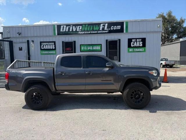 2016 Toyota Tacoma SR V6