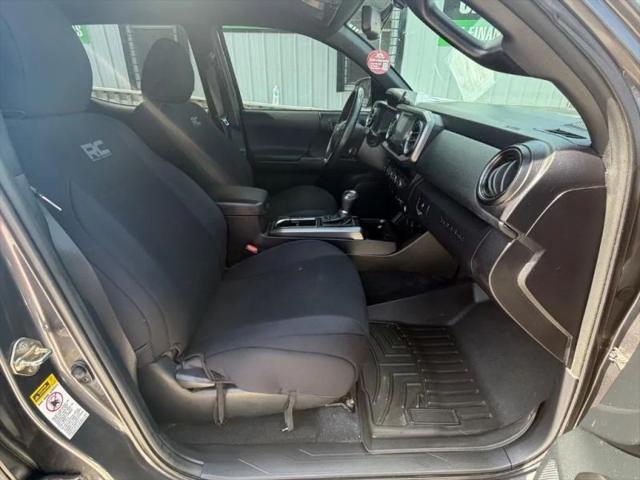 2016 Toyota Tacoma SR V6
