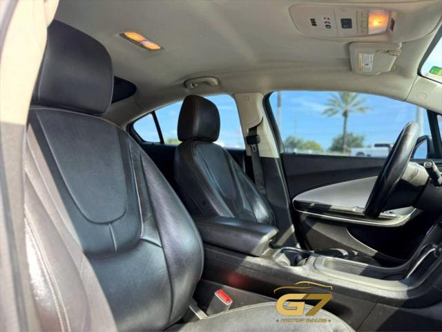 2013 Chevrolet Volt Base