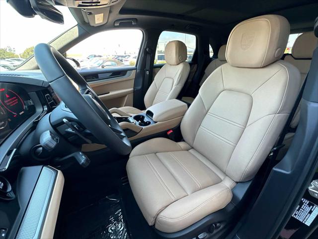 2025 Porsche Cayenne AWD