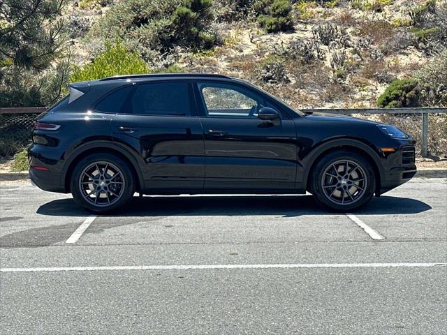 2025 Porsche Cayenne AWD