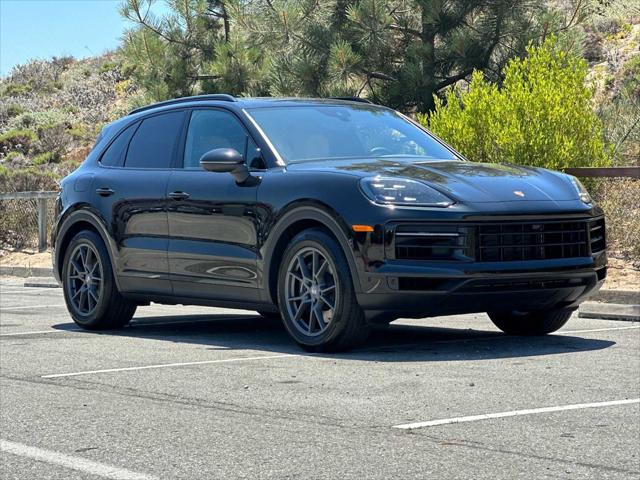 2025 Porsche Cayenne AWD