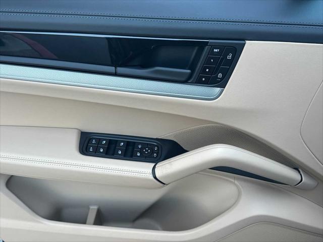 2025 Porsche Cayenne AWD