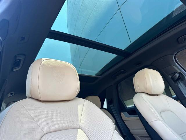 2025 Porsche Cayenne AWD