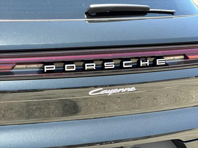 2025 Porsche Cayenne AWD