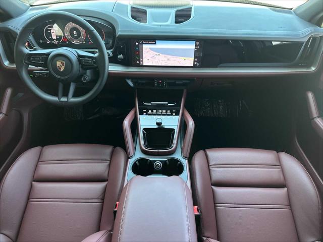 2025 Porsche Cayenne AWD