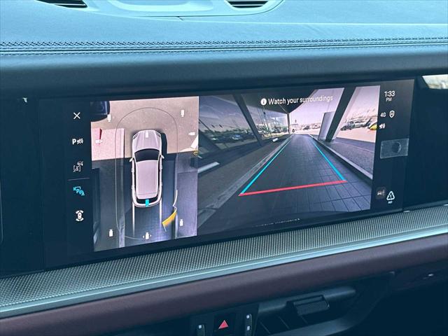 2025 Porsche Cayenne AWD