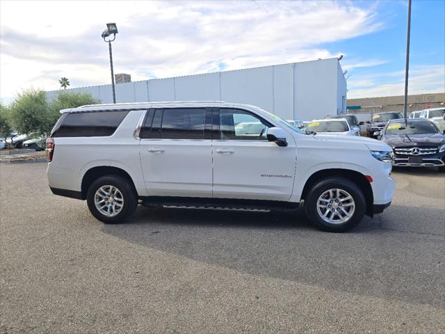 2023 Chevrolet Suburban 2WD LT