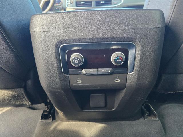 2023 Chevrolet Suburban 2WD LT