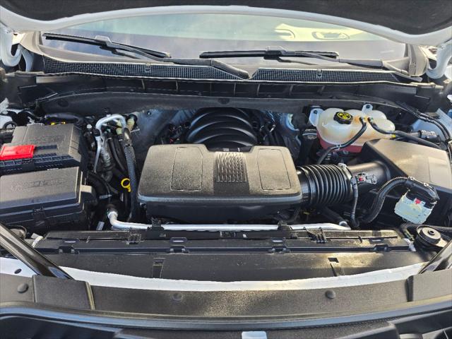 2023 Chevrolet Suburban 2WD LT