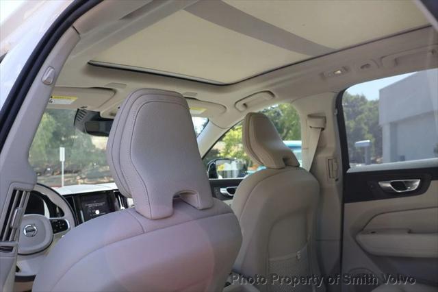 2025 Volvo XC60 B5 Plus