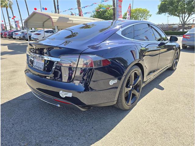 2014 Tesla Model S 85D Sedan 4D