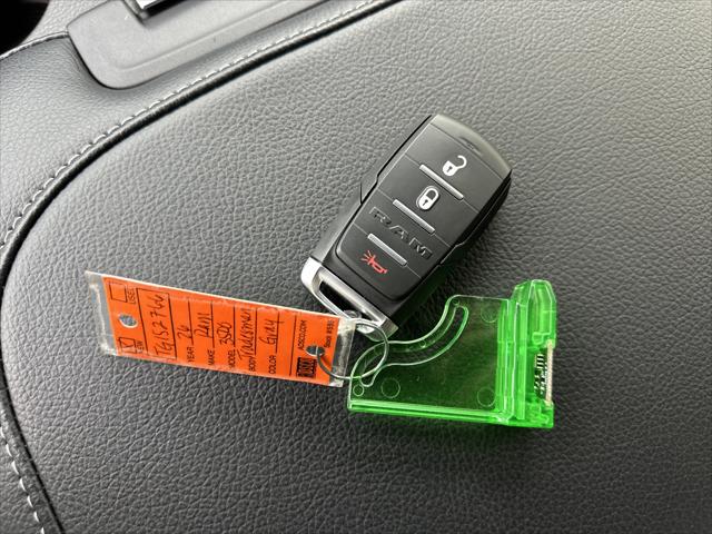 2026 RAM Ram 3500 RAM 3500 TRADESMAN CREW CAB 4X4 8 BOX 2026 RAM Ram 3500 RAM 3500 TRADESMAN CREW CAB 4X4 8 BOX