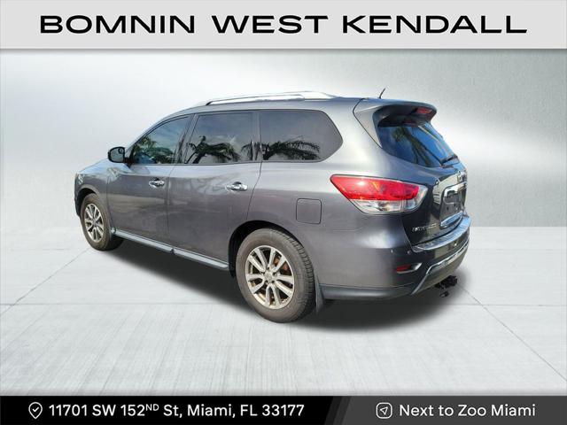 2016 Nissan Pathfinder SV