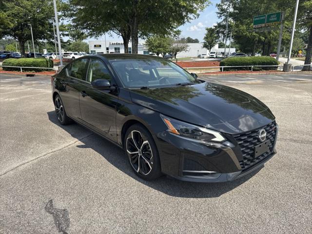 2023 Nissan Altima SR FWD