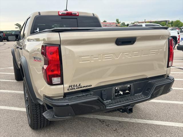2023 Chevrolet Colorado 4WD Crew Cab Short Box Trail Boss