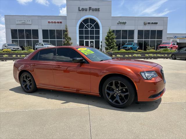 2020 Chrysler 300 Touring
