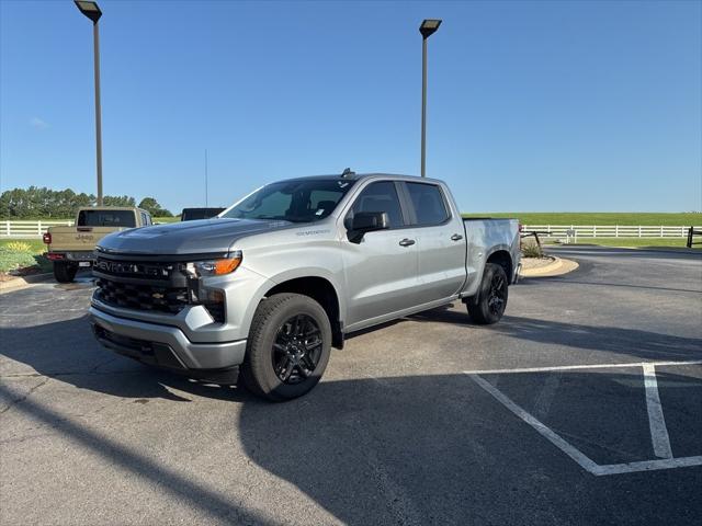 2025 Chevrolet Silverado 1500 4WD Crew Cab Short Bed Custom