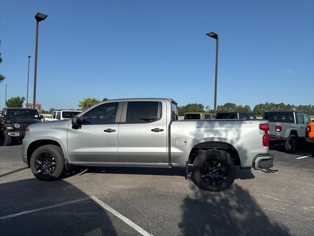 2025 Chevrolet Silverado 1500 4WD Crew Cab Short Bed Custom