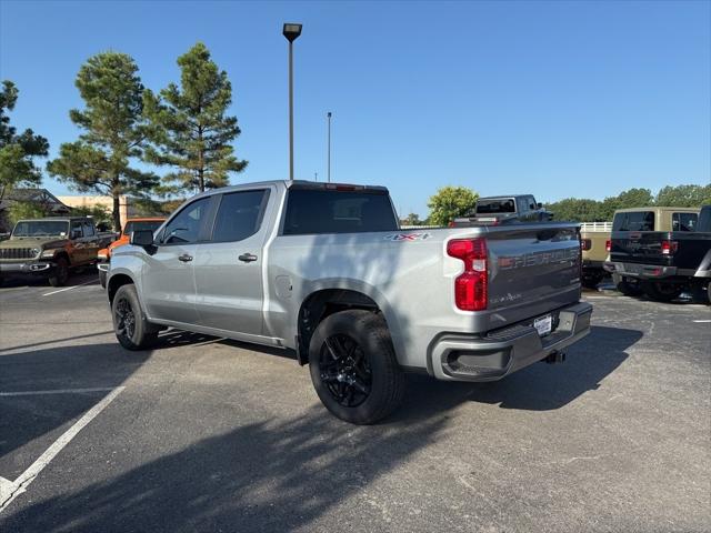 2025 Chevrolet Silverado 1500 4WD Crew Cab Short Bed Custom