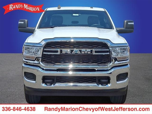 2023 RAM 2500 Tradesman Crew Cab 4x4 8 Box
