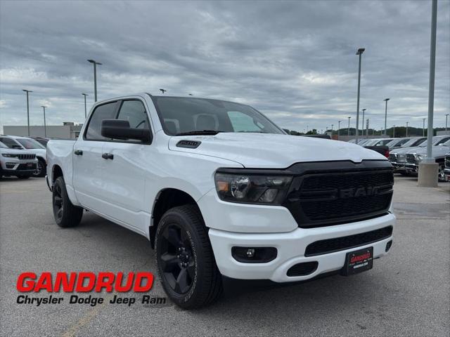 2023 RAM 1500 Tradesman Crew Cab 4x4 57 Box