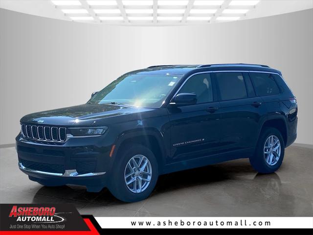 2022 Jeep Grand Cherokee L Laredo 4x4