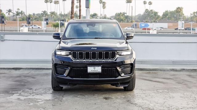 2023 Jeep Grand Cherokee Laredo 4x4