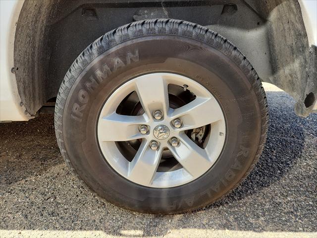 2023 RAM 1500 Classic SLT Crew Cab 4x4 57 Box