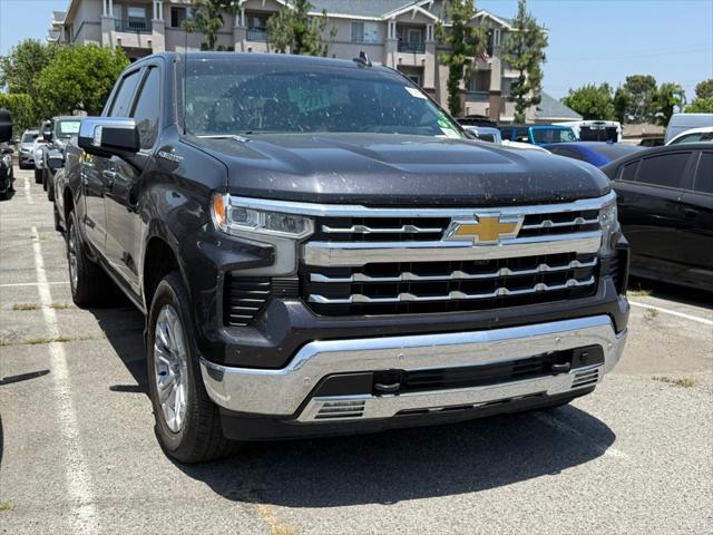 2022 Chevrolet Silverado 1500 4WD Crew Cab Short Bed LTZ