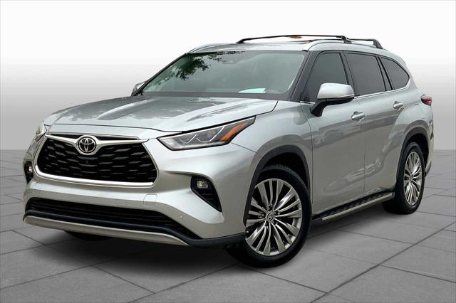 2022 Toyota Highlander Platinum