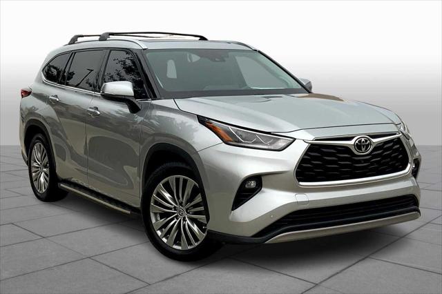 2022 Toyota Highlander Platinum