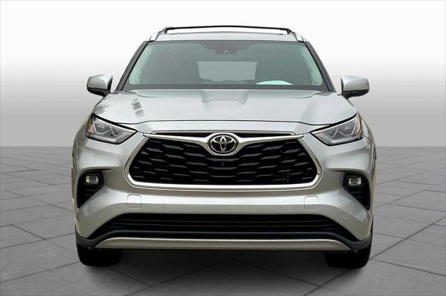 2022 Toyota Highlander Platinum