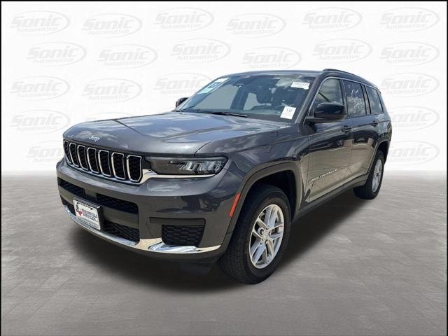 2022 Jeep Grand Cherokee L Laredo 4x4