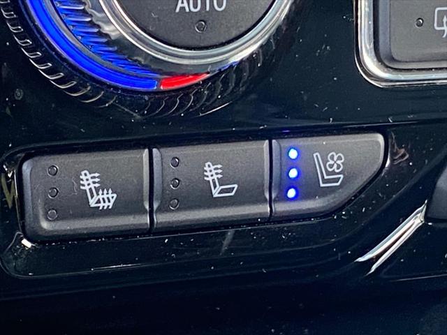 2022 GMC Yukon 4WD Denali