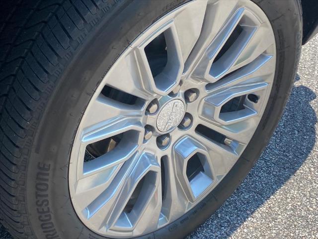 2022 GMC Yukon 4WD Denali