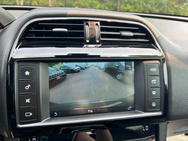 2017 Jaguar F-PACE 35t Premium