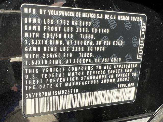 2025 Volkswagen Tiguan 2.0T SE
