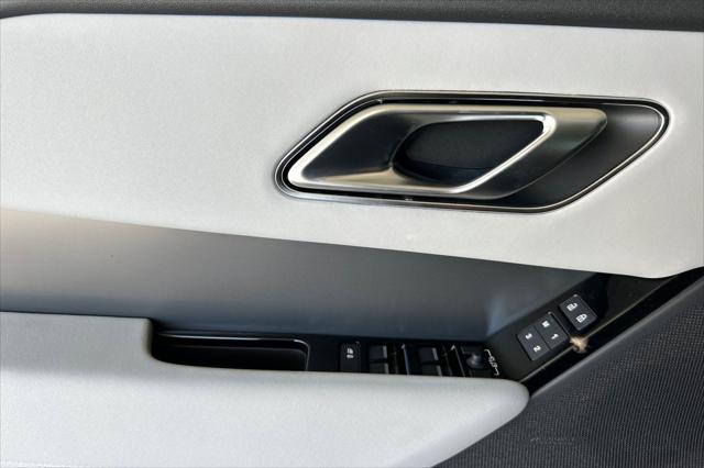 2026 Land Rover Range Rover Velar P250 S