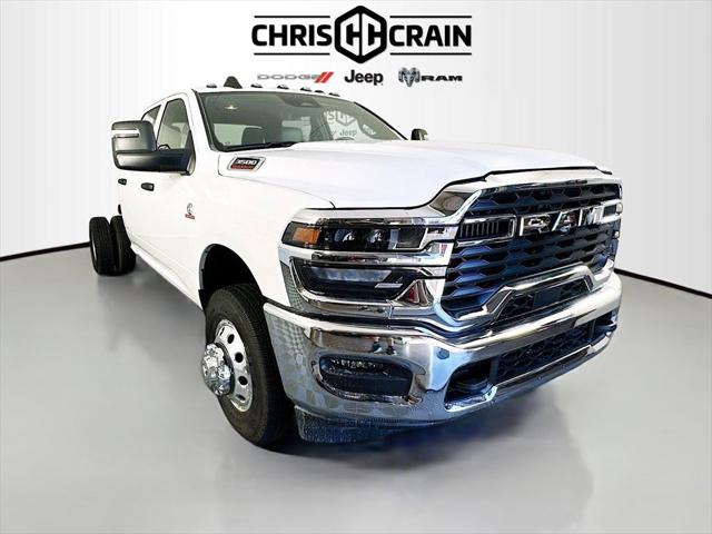 2026 RAM Ram 3500 Chassis Cab RAM 3500 TRADESMAN CREW CAB CHASSIS 4X4 60 CA
