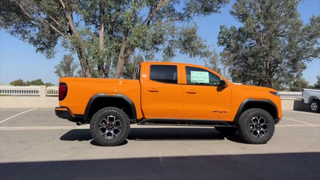 2025 GMC Canyon 4WD AT4