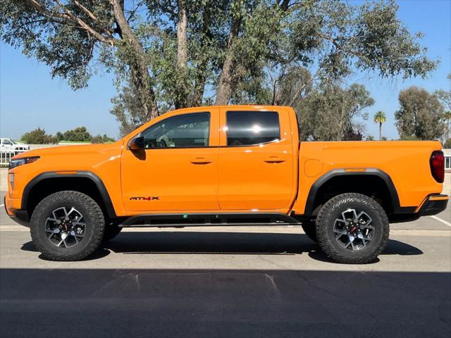 2025 GMC Canyon 4WD AT4