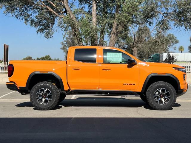 2025 GMC Canyon 4WD AT4