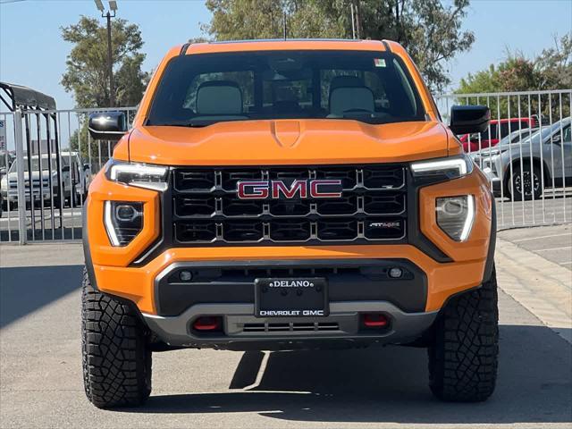 2025 GMC Canyon 4WD AT4