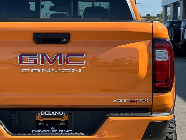 2025 GMC Canyon 4WD AT4