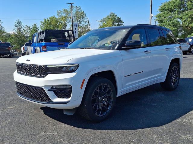 2025 Jeep Grand Cherokee GRAND CHEROKEE SUMMIT RESERVE 4X4