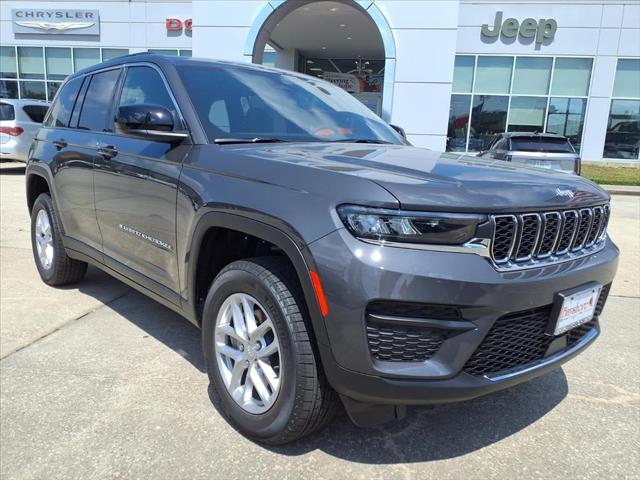 2025 Jeep Grand Cherokee GRAND CHEROKEE LAREDO X 4X2