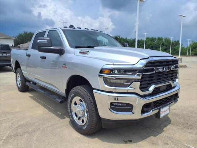 2026 RAM Ram 2500 RAM 2500 TRADESMAN CREW CAB 4X4 64 BOX