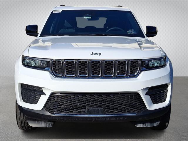 2025 Jeep Grand Cherokee GRAND CHEROKEE LAREDO X 4X4 2025 Jeep Grand Cherokee GRAND CHEROKEE LAREDO X 4X4