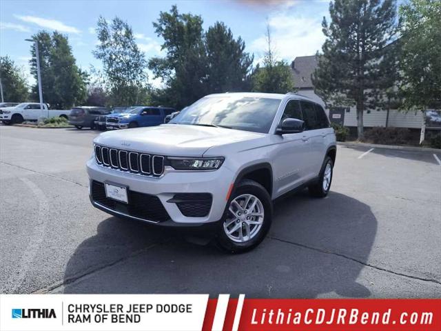 2025 Jeep Grand Cherokee GRAND CHEROKEE LAREDO X 4X4 2025 Jeep Grand Cherokee GRAND CHEROKEE LAREDO X 4X4